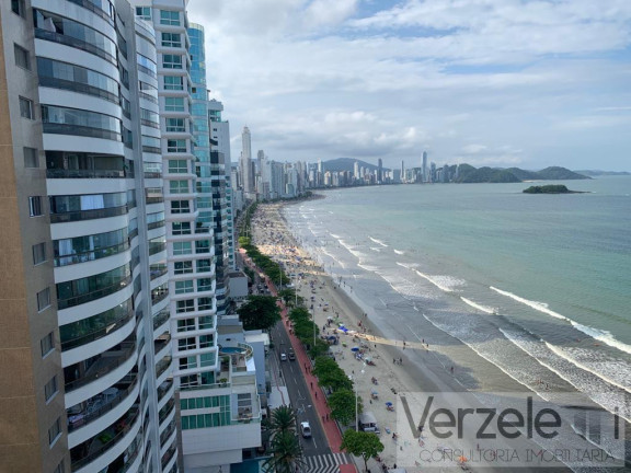 Imagem Apartamento com 3 Quartos à Venda, 175 m² em Centro - Balneário Camboriú Imagem Apartamento com 3 Quartos à Venda, 175 m² em Centro - Balneário Camboriú