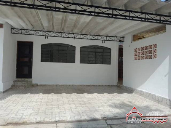 Casa com 3 Quartos para Alugar, 220 m² em Conjunto São Benedito - Jacareí