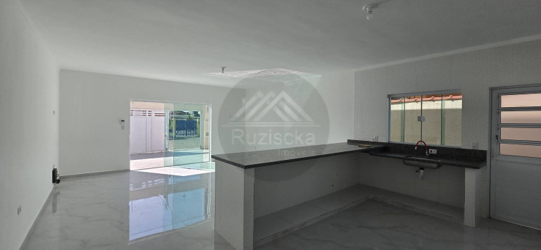 Imagem Casa com 2 Quartos à Venda, 185 m² em Jardim Grandesp - Itanhaém Imagem Casa com 2 Quartos à Venda, 185 m² em Jardim Grandesp - Itanhaém