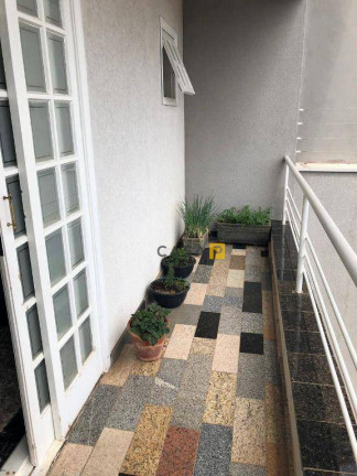 Imagem Casa com 3 Quartos à Venda, 210 m² em Parque Novo Mundo - Americana Imagem Casa com 3 Quartos à Venda, 210 m² em Parque Novo Mundo - Americana