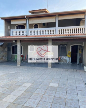 Sobrado à Venda,  em Perequê Mirim - Caraguatatuba