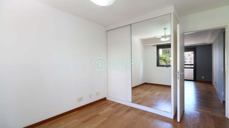 Imagem Apartamento com 3 Quartos à Venda, 250 m² em Vila Suzana - São Paulo