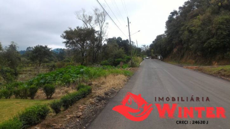 Terreno à Venda, 817 m² em Escadinhas - Feliz