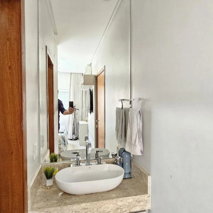 Imagem Imóvel com
3 Quartos à Venda, 150 m² em
Sitios Santa Luzia -
Aparecida De Goiania Imagem Imóvel com
3 Quartos à Venda, 150 m² em
Sitios Santa Luzia -
Aparecida De Goiania