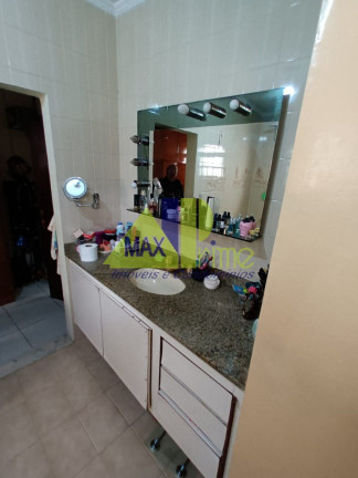 Imagem Sobrado com 3 Quartos à Venda, 300 m² em Jardim Triana - São Paulo
