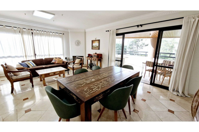 Apartamento com 3 Quartos à Venda, 167 m² em Morumbi - São Paulo