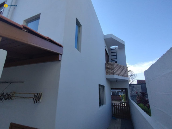 Imagem Casa com 3 Quartos à Venda, 209 m² em Rio Tavares - Florianópolis