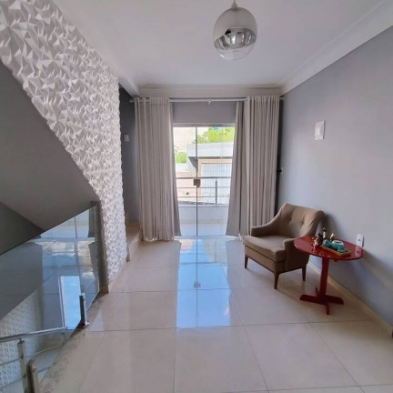Imagem Sobrado com 3 Quartos à Venda, 350 m² em João Soares - Itabuna