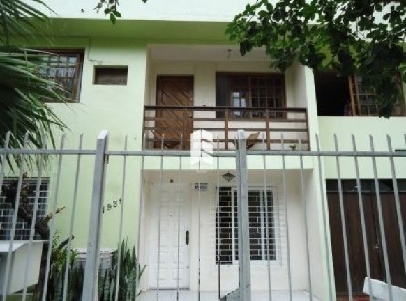Imagem Casa com 3 Quartos à Venda, 500 m² em Centro - Santa Maria