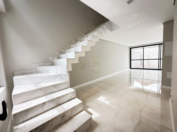 Imagem Casa com 3 Quartos à Venda, 140 m² em Capão Da Imbuia - Curitiba