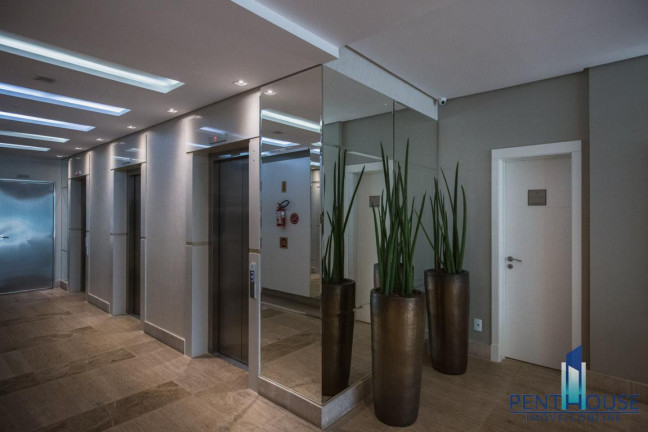Imagem Apartamento com 3 Quartos à Venda, 117 m² em Centro - Balneário Camboriú Imagem Apartamento com 3 Quartos à Venda, 117 m² em Centro - Balneário Camboriú