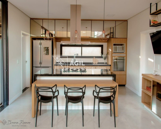 Imagem Casa com 4 Quartos à Venda, 450 m² em Jardim Do Golfe - São José Dos Campos Imagem Casa com 4 Quartos à Venda, 450 m² em Jardim Do Golfe - São José Dos Campos