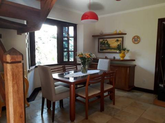 Imagem Casa com 4 Quartos à Venda, 660 m² em Piratininga - Niterói