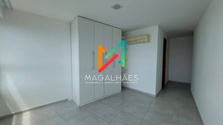 Imagem Apartamento com 4 Quartos à Venda, 247 m² em São José - Recife