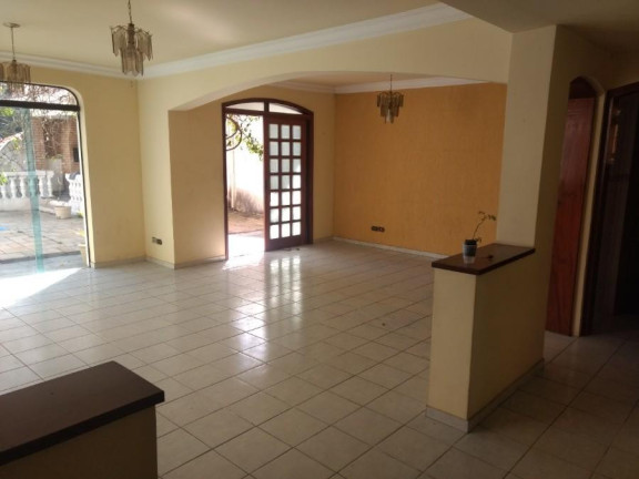Sobrado com 3 Quartos à Venda, 300 m² em Centro - Cotia