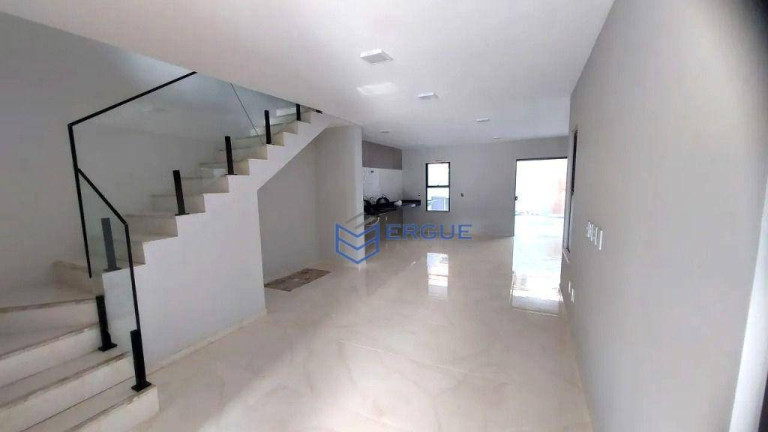 Imagem Casa com 4 Quartos à Venda, 180 m² em Edson Queiroz - Fortaleza Imagem Casa com 4 Quartos à Venda, 180 m² em Edson Queiroz - Fortaleza