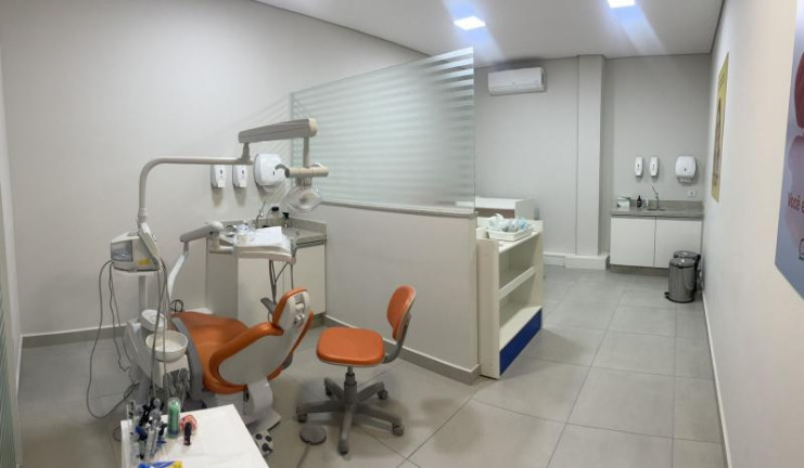 Imagem Sala Comercial à Venda, 150 m² em Boqueirão - Curitiba Imagem Sala Comercial à Venda, 150 m² em Boqueirão - Curitiba