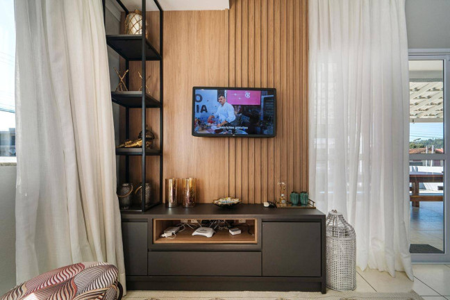 Imagem Casa com 4 Quartos para Temporada,  em Zimbros - Bombinhas