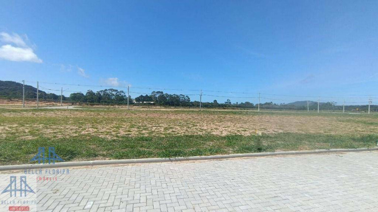 Terreno à Venda, 600 m² em São João Do Rio Vermelho - Florianópolis
