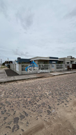 Imagem Casa com 2 Quartos à Venda, 100 m² em Centro - Imbé Imagem Casa com 2 Quartos à Venda, 100 m² em Centro - Imbé