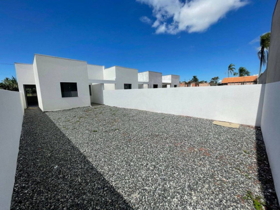 Imagem Casa com 3 Quartos à Venda, 63 m² em Cambiju - Itapoá
