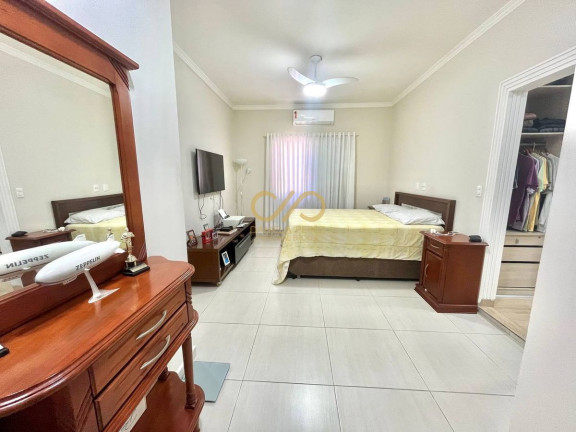 Imagem Casa com 3 Quartos à Venda, 360 m² em Canto Do Forte - Praia Grande Imagem Casa com 3 Quartos à Venda, 360 m² em Canto Do Forte - Praia Grande