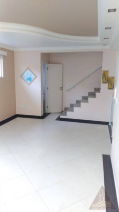 Casa com 3 Quartos para Alugar, 138 m² em Estuário - Santos