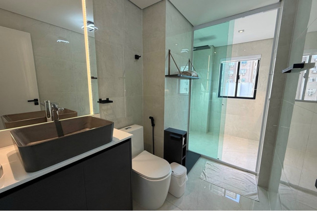 Imagem Imóvel com 3 Quartos à Venda, 157 m² em Centro - Balneário Camboriú Imagem Imóvel com 3 Quartos à Venda, 157 m² em Centro - Balneário Camboriú
