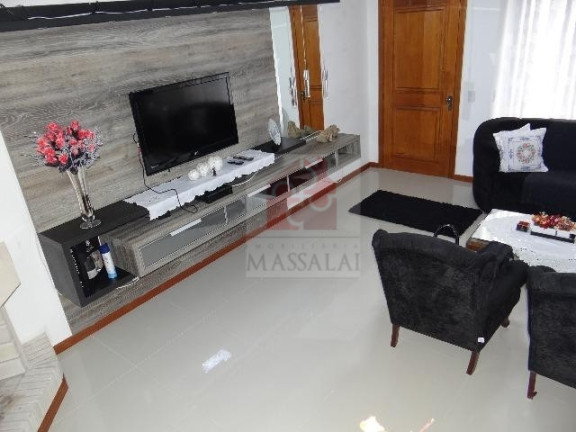 Imagem Casa com 3 Quartos à Venda, 201 m² em Hípica - Porto Alegre Imagem Casa com 3 Quartos à Venda, 201 m² em Hípica - Porto Alegre