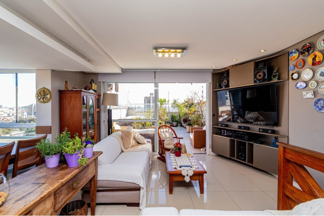 Imagem Imóvel com 2 Quartos à Venda, 161 m² em Santo Antônio - Porto Alegre