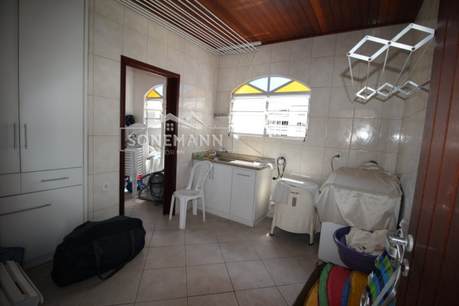Imagem Casa com 3 Quartos à Venda, 211 m² em Ipiranga - São José