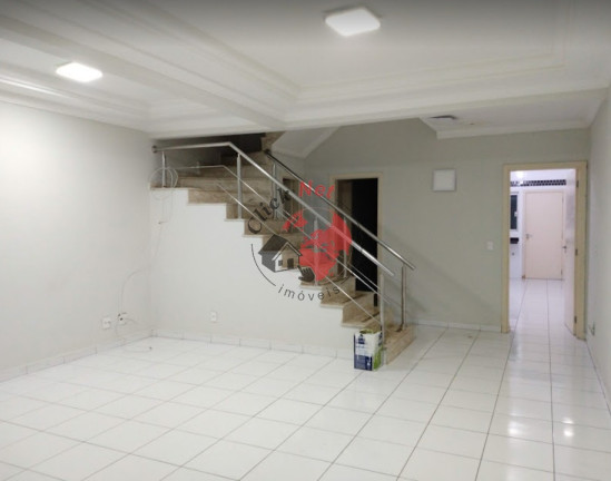 Sobrado com 4 Quartos à Venda, 198 m² em Boqueirão - Praia Grande