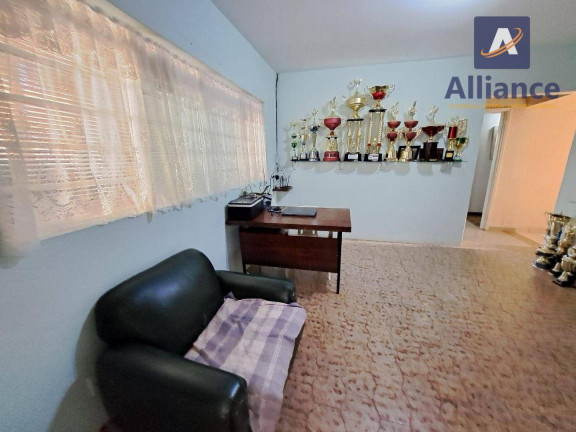 Imagem Casa com 5 Quartos para Alugar, 210 m² em Santo Antônio - Louveira