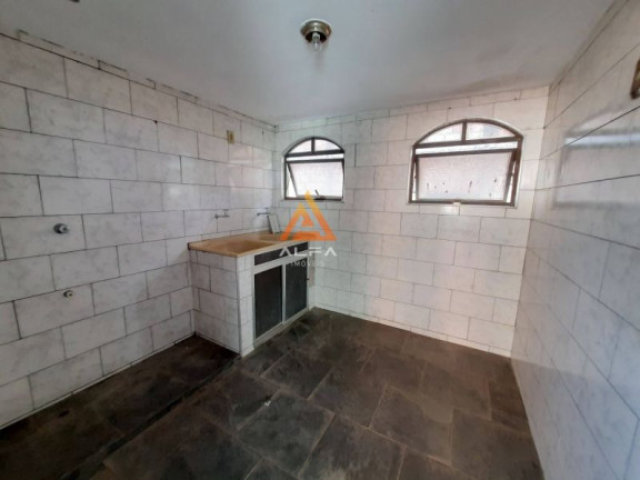 Imagem Casa com 3 Quartos à Venda, 100 m²