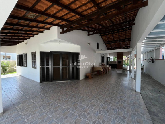 Imagem Casa à Venda, 235 m² em Centro - Itapoá Imagem Casa à Venda, 235 m² em Centro - Itapoá