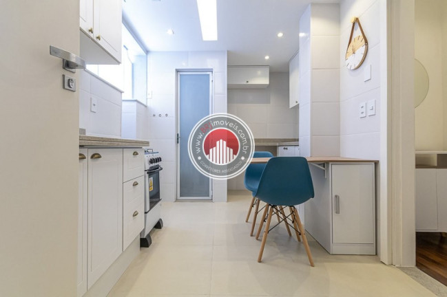 Imagem Apartamento com 2 Quartos à Venda, 80 m² em Copacabana - Rio De Janeiro Imagem Apartamento com 2 Quartos à Venda, 80 m² em Copacabana - Rio De Janeiro