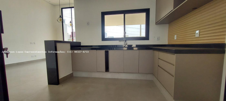 Imagem Casa com 3 Quartos à Venda, 105 m² em Village Moutonnée - Salto
