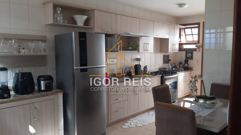 Imagem Casa com 3 Quartos à Venda, 378 m² em Jardim Flamboyant - Campos Dos Goytacazes