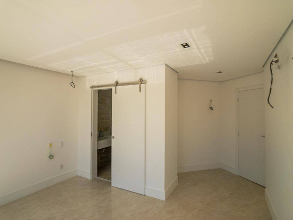 Imagem Casa de Condomínio com 4 Quartos à Venda, 1.533 m² em Barra Da Tijuca - Rio De Janeiro Imagem Casa de Condomínio com 4 Quartos à Venda, 1.533 m² em Barra Da Tijuca - Rio De Janeiro