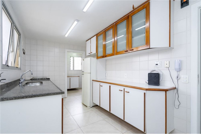 Imagem Apartamento com 3 Quartos à Venda, 131 m² em Vila Suzana - São Paulo Imagem Apartamento com 3 Quartos à Venda, 131 m² em Vila Suzana - São Paulo