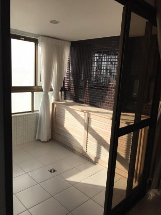 Imagem Apartamento com 4 Quartos à Venda, 246 m² em Horto Florestal - Salvador