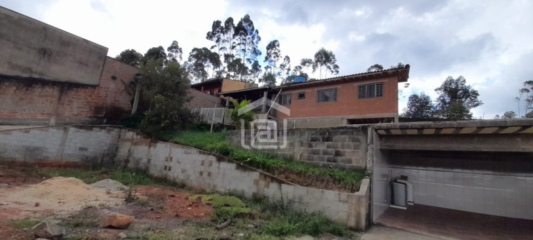Imagem Imóvel com 4 Quartos à Venda, 2.000 m² em Morada Dos Pássaros (rural) - Poços De Caldas Imagem Imóvel com 4 Quartos à Venda, 2.000 m² em Morada Dos Pássaros (rural) - Poços De Caldas