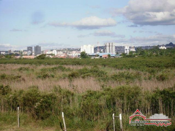 Imagem Terreno à Venda, 121.000 m² em Jardim Emília - Jacareí Imagem Terreno à Venda, 121.000 m² em Jardim Emília - Jacareí