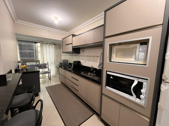 Apartamento com 3 Quartos à Venda, 119 m² em Meia Praia - Itapema