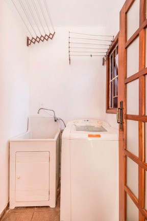 Imagem Imóvel com 3 Quartos à Venda, 157 m² em Jardim Itu - Porto Alegre Imagem Imóvel com 3 Quartos à Venda, 157 m² em Jardim Itu - Porto Alegre