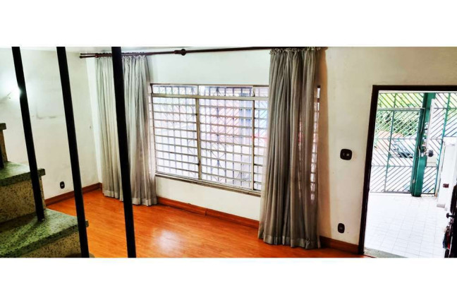 Imagem Casa com 4 Quartos à Venda, 129 m² em Jardim Das Acácias - São Paulo Imagem Casa com 4 Quartos à Venda, 129 m² em Jardim Das Acácias - São Paulo