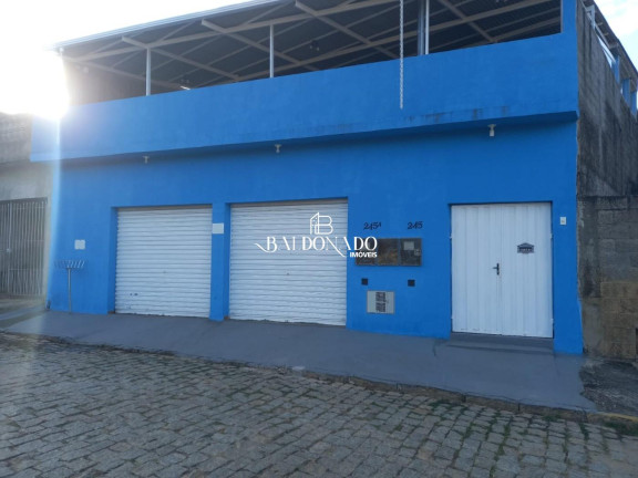 Sobrado com 2 Quartos à Venda, 250 m² em Centro - Vargem