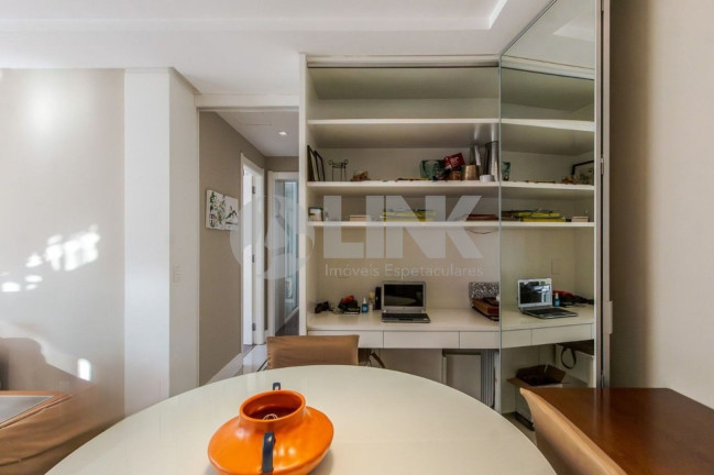 Imagem Apartamento com 2 Quartos à Venda, 68 m² em Passo Da Areia - Porto Alegre Imagem Apartamento com 2 Quartos à Venda, 68 m² em Passo Da Areia - Porto Alegre