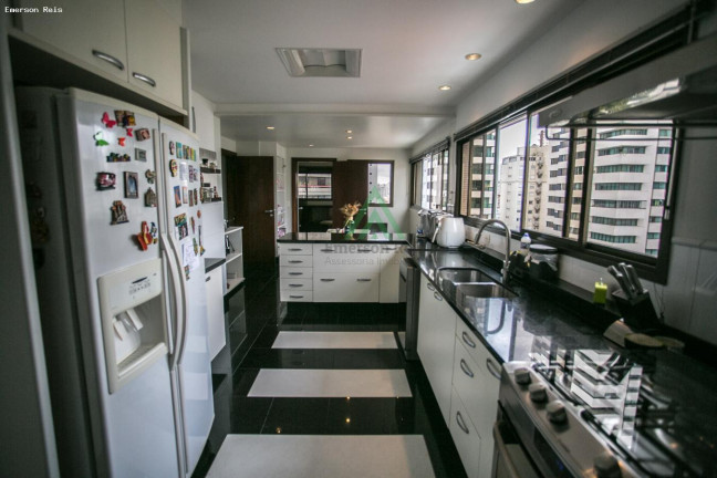 Foto do imóvel Casa com 3 Quartos à Venda, 290 m² em Aclimação - São Paulo
