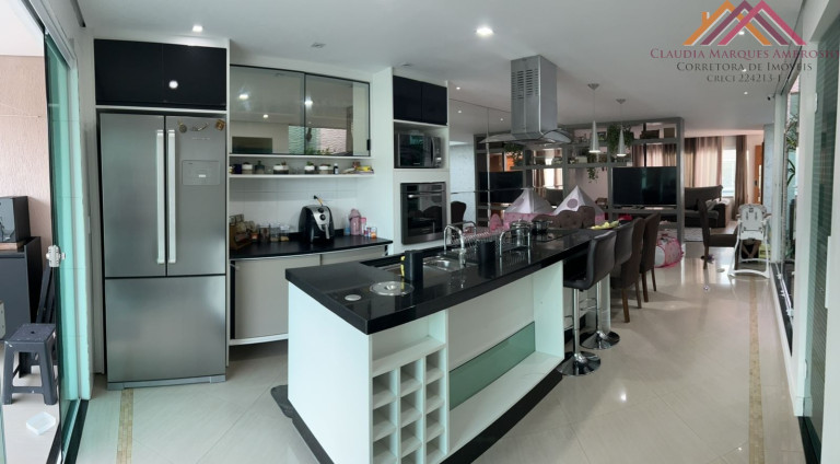 Imagem Sobrado com 3 Quartos à Venda, 259 m² em Laranjeiras - Caieiras